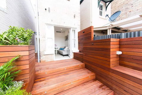 Amazing Waterview Terrace At The Rocks Sydney CBD - Pubs and Clubs 3