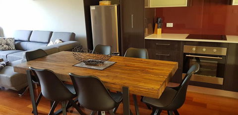 Anchorage Apartments - Pubs and Clubs 3