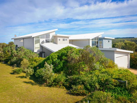 Anchors Beach House - Go Out 0