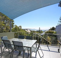 Angourie Blue 1 - Great Ocean Views - Surfing beaches - Pubs and Clubs