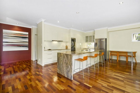 ANGOURIE HOUSE - SALT VILLAGE - Go Out 2