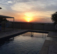 Anjas Place In The Hunter Valley - Pubs and Clubs