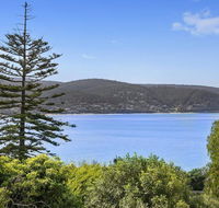 APARTMENT 29 PACIFIC APARTMENTS - Grand Escape with ocean views - Pubs and Clubs