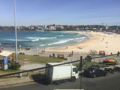 Apartment Bondi Heaven - Pubs and Clubs 1