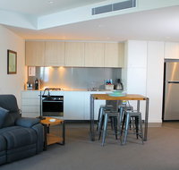 Apartment On King Street - Go Out