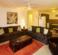 Apartment with Inground Pool - Pubs and Clubs