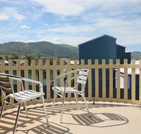 Apollo Bay Backpackers Lodge - Pubs and Clubs