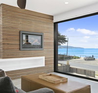 Apollo Bay Beach House - Pubs and Clubs