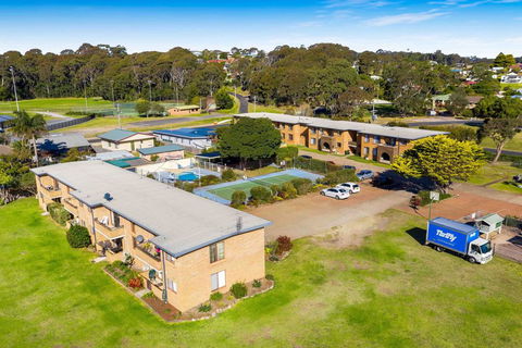 Apollo Unit 13 - Pubs and Clubs 2