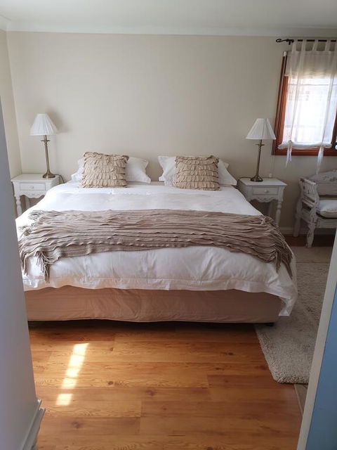 Appin Homestay B & B - Pubs and Clubs 1