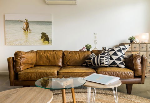 Aquabelle Apartments - Pubs and Clubs 2