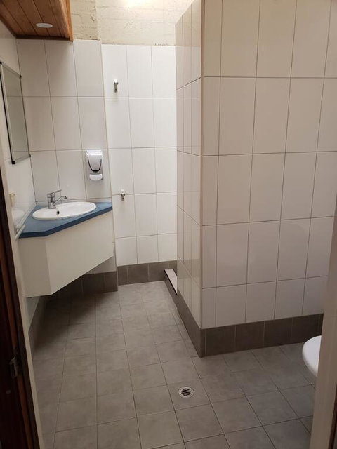 Aquarius Backpackers Resort - Pubs and Clubs 3