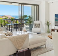 Aqueous Apartment - Pubs and Clubs