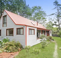 Arcadia Cottage - Pubs and Clubs
