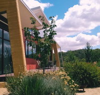 Arinya Retreat Daylesford - Pubs and Clubs
