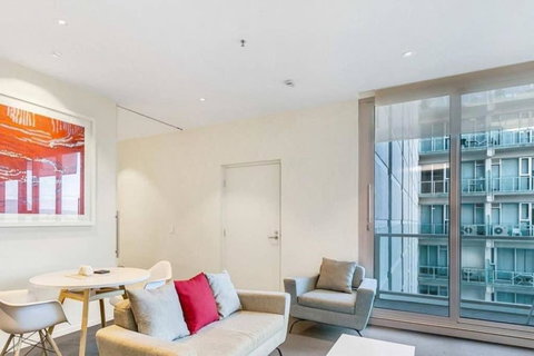 Luxury 2 Bdrm In Watson At Walkerville With Balcony, FREE Carpark, Near Adelaide CBD - Pubs and Clubs 2