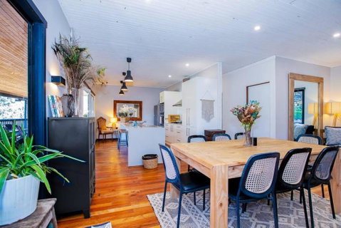 Luxury Farm House On 20 Acres - Sleeps 22 - Go Out 1
