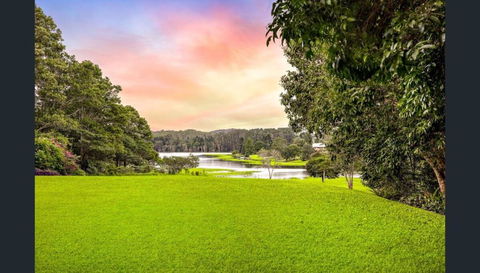 Luxury On Lake Tinaroo Lakefront Living - Go Out 1
