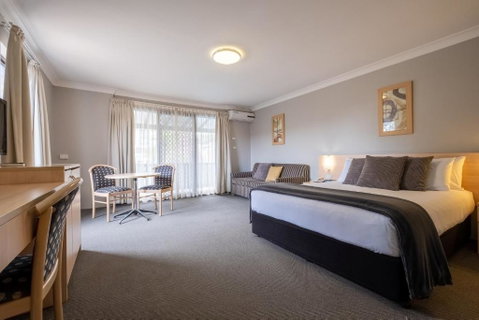 Maclin Lodge Motel - Go Out 0