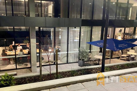 Magic At Midnight - Braddon CBD - 1 Bd 1bth Apt - Pubs and Clubs 1