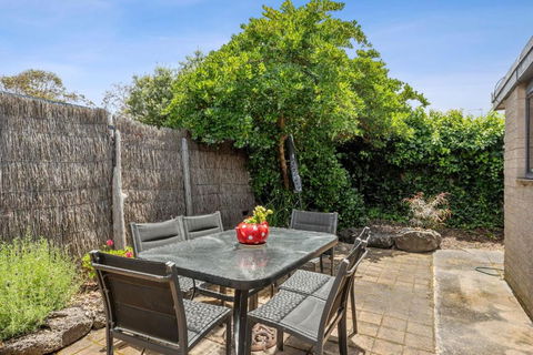 Magic On Murray - Pubs and Clubs 0