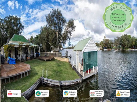 Mandurah Riverfront Holiday Rental - Pubs and Clubs 0