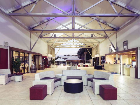 Mercure Townsville - Pubs and Clubs 1