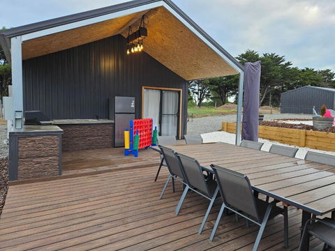 Marbles House (4 Bedrooms, 8 Beds, Sleeps 10) - Pubs and Clubs 1