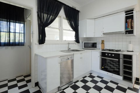 Mary Grant - Pubs and Clubs 1