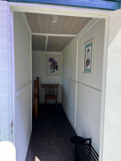 Master Bedroom Opposite To Deakin University - Pubs and Clubs 3