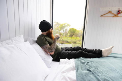 McCabe Farm Cabin By Tiny Away - Pubs and Clubs 2