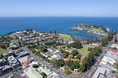 Mellow - Pubs and Clubs 0