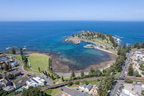 Mellow - Pubs and Clubs 2