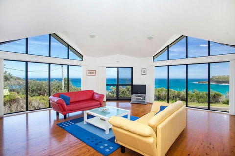 Merry Escape - Pubs and Clubs 1