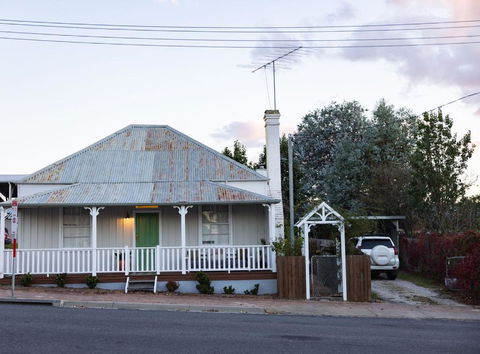 Mill Cottage - Go Out 0