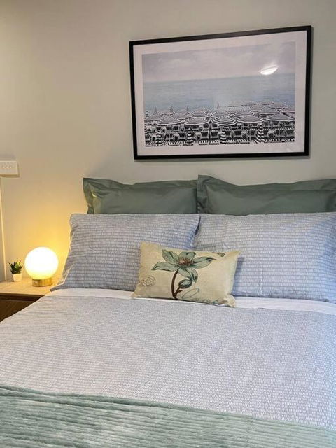 MEPLE, Tiny Home, Pets, Walk2Food, WiFi, Bfast, - Pubs and Clubs 0