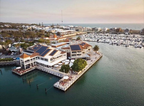 Mindarie Beachside Studio - Pubs and Clubs 3