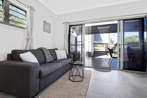 Modern Luxury Studio Apartment - Go Out 2