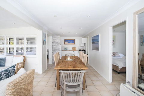 Mollymook At The Beach - Pubs and Clubs 2