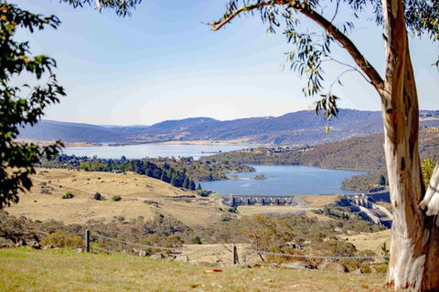 Mountain Lowry Lodge - Pubs and Clubs 1