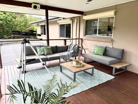 Mountain Views, Spa Bath, Pet Friendly, Near Zoo! - Pubs and Clubs 3