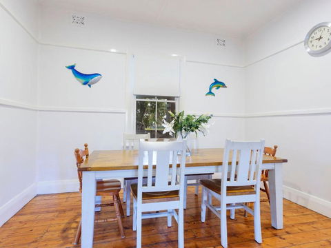 Myall River Cottage - Pubs and Clubs 3