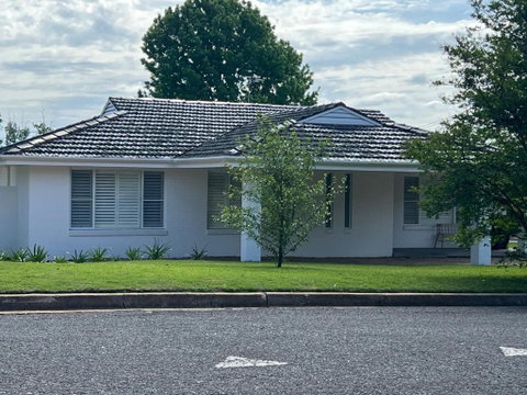 Narrandera Retreat - Go Out 0