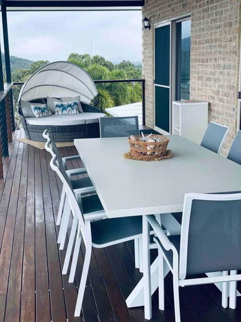 Nautilus @Hydeaway Bay/ Hideaway Bay - Pubs and Clubs 1