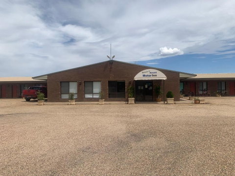 Newell Motor Inn Narrandera - Go Out 2