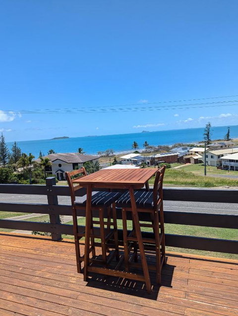 Newly Renovated With Ocean Views - Go Out 2