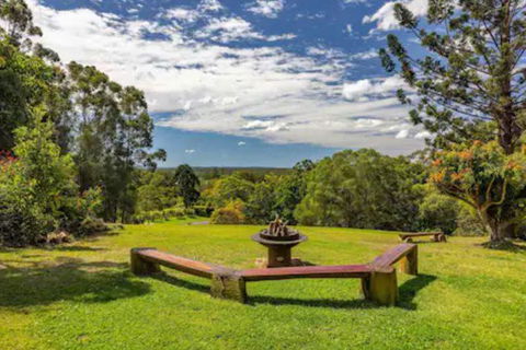Noosa Hinterland Escape - Pubs and Clubs 2
