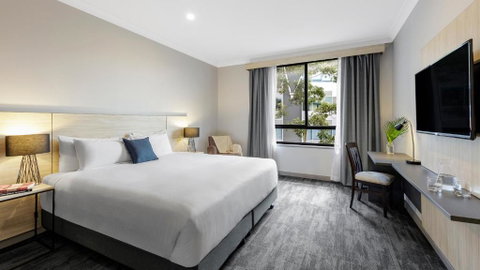 Oaks Sydney North Ryde Suites - Pubs and Clubs 0