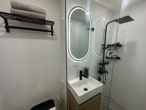 Oak Haven Sydney Suites - Pubs and Clubs 3