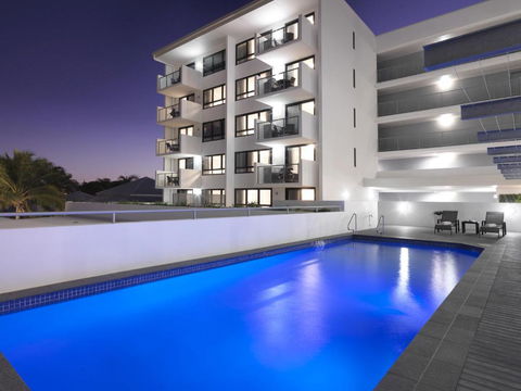 Oaks Mackay Carlyle Suites - Pubs and Clubs 0